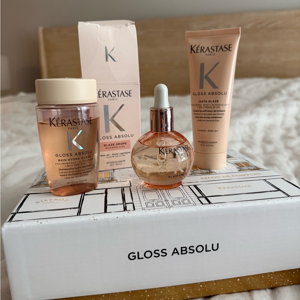 Kerastase Gloss Absolu Peach & Rose Gold Hair Set